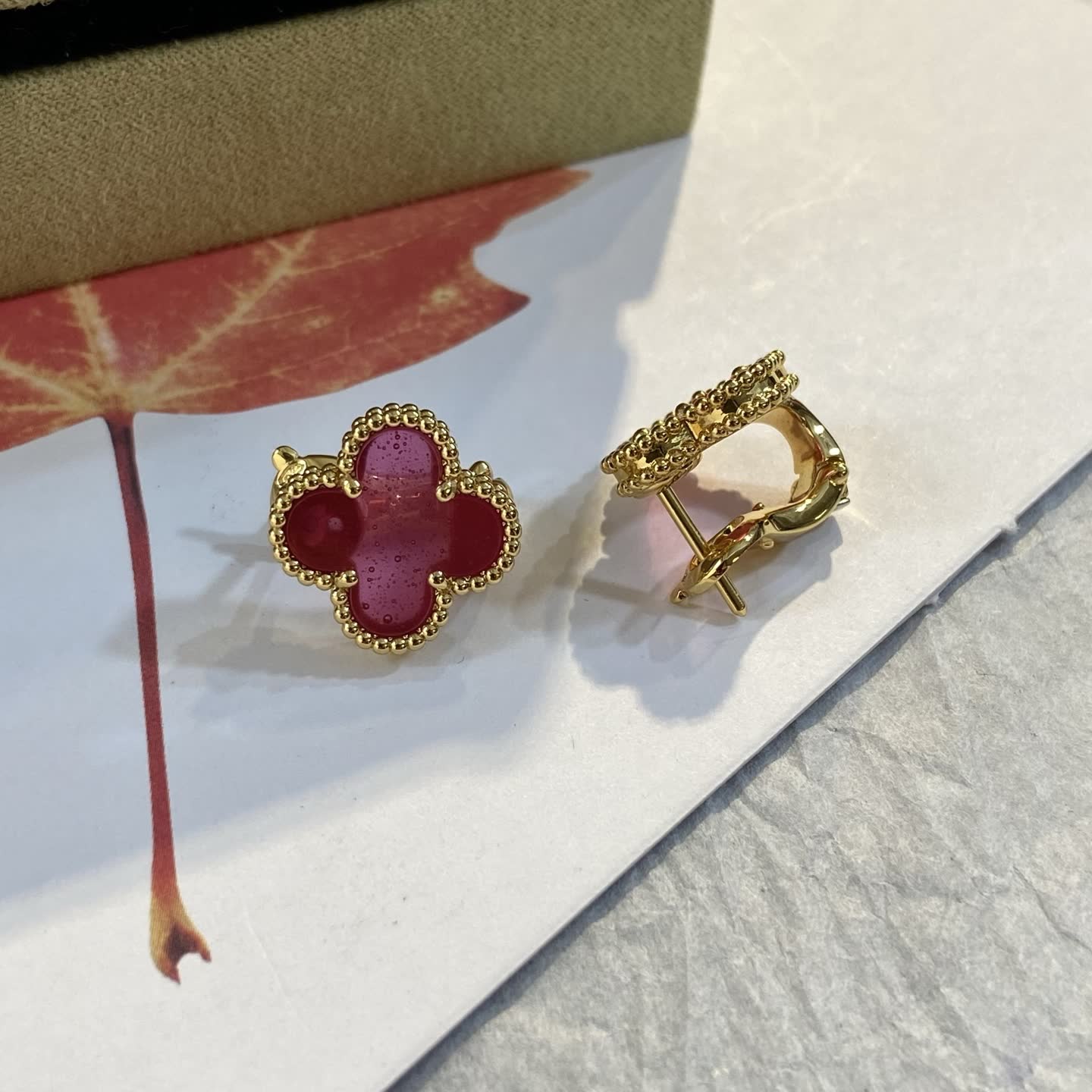 Van Cleef & Arpels Alhambra Earrings-VE0199